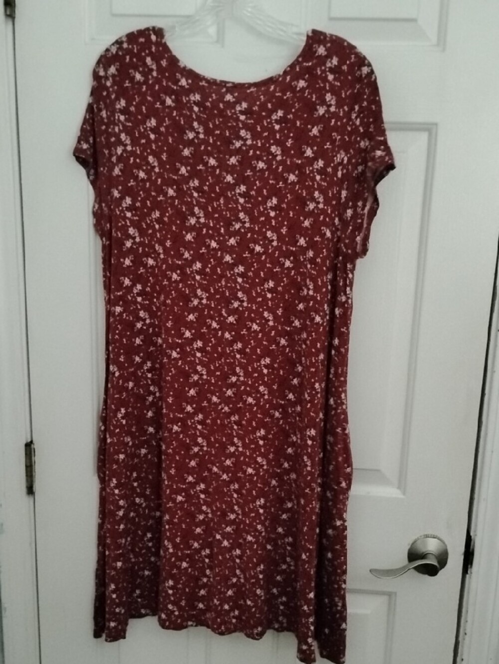 Simply Be Rust-Red Floral Midi Dress with White Sprig Print - Picture 8 of 8